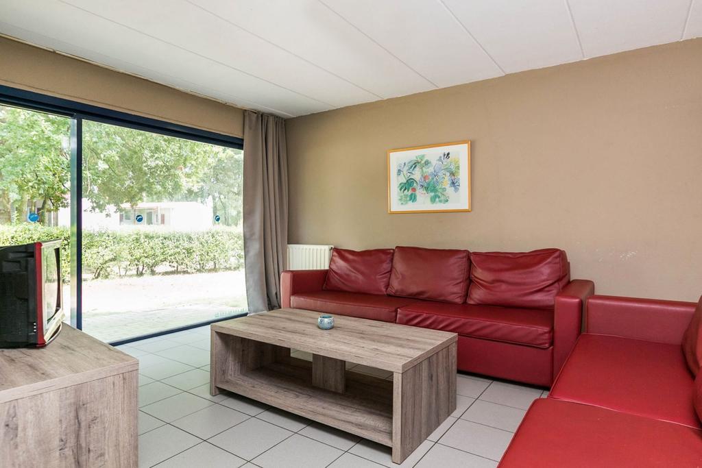 Oostappen Vakantiepark Zilverstrand Mol Room photo