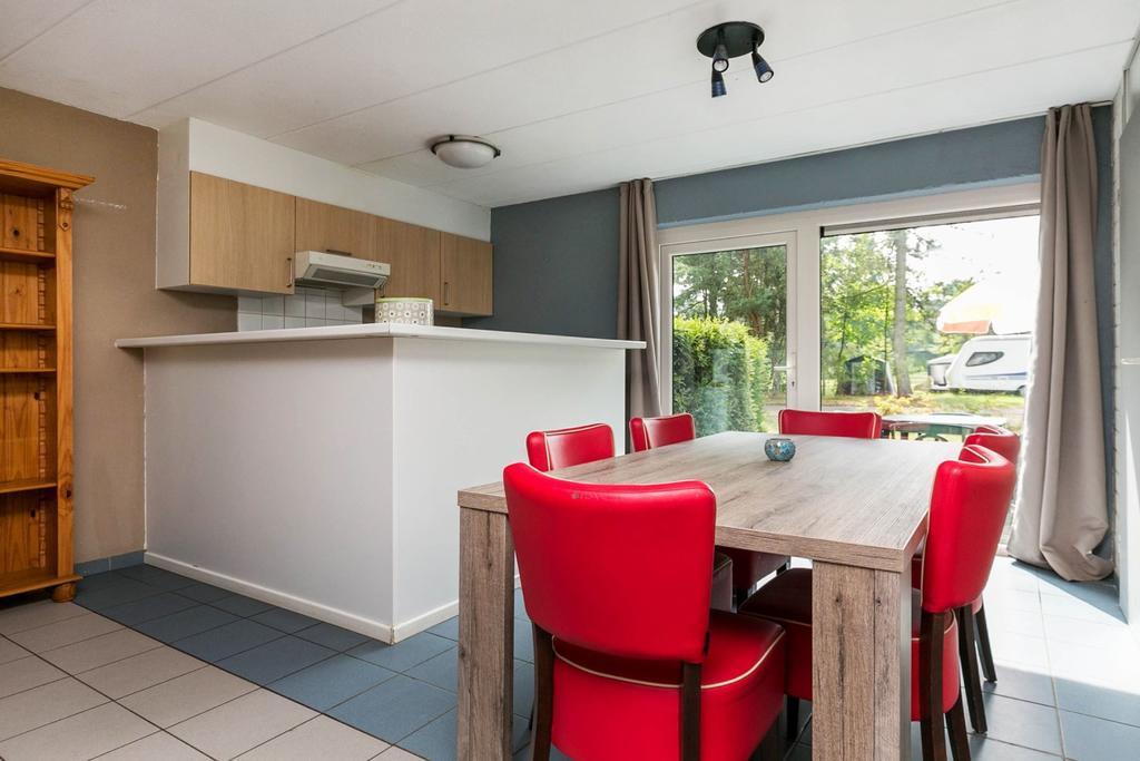Oostappen Vakantiepark Zilverstrand Mol Room photo